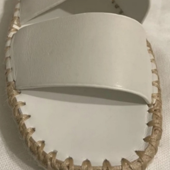VINCE White Leather Sandals - Picture 11 of 11